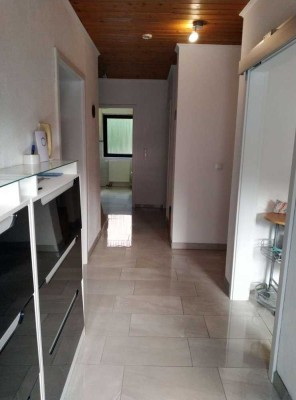 Charmantes Einfamilienhaus mit Einliegerwohnung – ideal für Kapitalanleger!