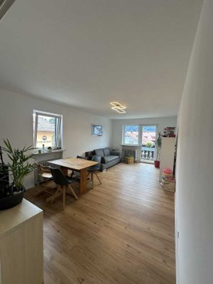 Erstbezug nach Sanierung: ansprechende 2,5-Zimmer-Wohnung mit EBK und Balkon in Blaichach