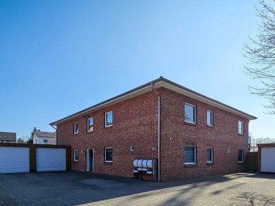Hochwertige EG-Wohnung (rechts) mit Gartenanteil in Kaltenkirchen - energieeffizient & zentrumsnah