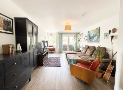 Leipzig-Reudnitz: Helle, moderne 3 -Zimmer-Wohnung mit Balkon, Lift & TG-Stellplatz