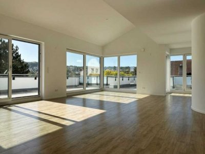 Traum-Penthouse mit 180°-Panorama über Pforzheim-Rodgebiet