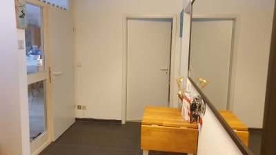 Freundliche 4-Zimmer-Maisonette-Wohnung mit EBK und Balkon in Freiburg im Breisgau