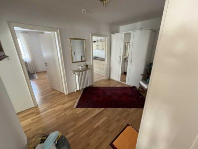 Schöne und gepflegte 3-Zimmer-Wohnung mit gehobener Innenausstattung mit Balkon in Wuppertal