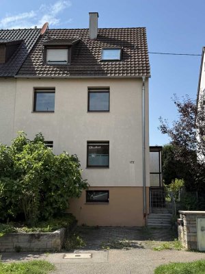 1-2 Fam. Haus mit großem Garten und Stellplatz in guter Lage