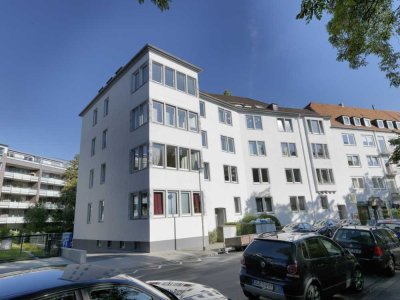 Renovierte 4-Zimmer-Wohnung mit Balkon und Garage