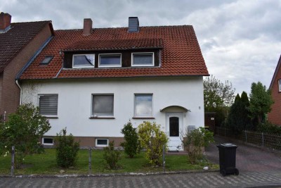 Tolles Ein-Zweifamilienhaus in ländlich ruhiger Lage