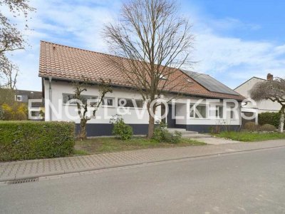Modernisiertes Einfamilienhaus mit Traumgarten in Schwalbach
