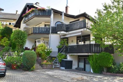 Doppelhaushälfte mit Einliegerwohnung und Panoramablick in Bernbach, Kurort Bad Herrenalb