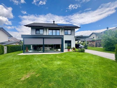 **Traumhaftes Einfamilienhaus in ruhiger Berglage - 171 m²** PROVSIONFREI