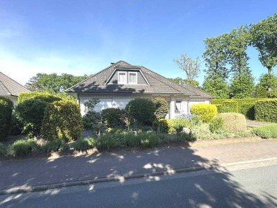 Gepflegtes Einfamilienhaus mit großzügiger Raumaufteilung, schönem Grundstück - ideal für die Fam...