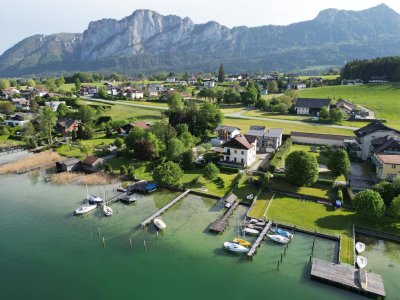 Sommerwohung in Traumlage am Mondsee mit Badeplatz - einmalige Gelegenheit!
