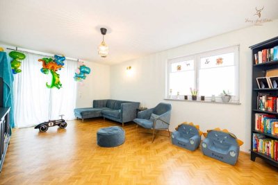 Top modernes Zweifamilienhaus aus 2015 – Effizient, großzügig & sofort bezugsfrei!