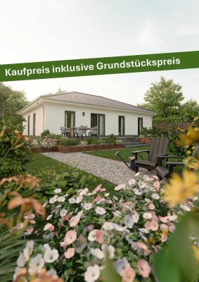 Mit Grundstück: Der Bungalow mit dem charmanten Walmdach – stufenlos glücklich sein in Wolfsburg ...
