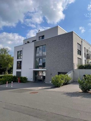Wachtberg - Berkum, neuwertige 3 Zimmer Wohnung mit Gartenanteil, Tiefgarage und Aufzug
