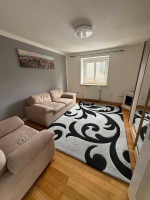 Untervermietung ohne Anmeldung !!! Helle 2,5-Zimmer-Wohnung im 1. OG in München-Riem