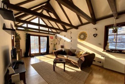 Großzügige Wohnung mit sonniger Terrasse am Fuße der Stadtmauer