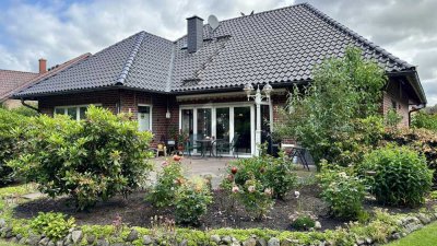 DIAMANT AM FUßE DER WEHRBURG