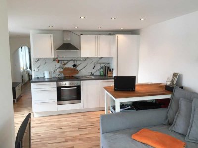 Sonnige 2-ZKB-Wohnung mit Terrasse & Stellplatz – renoviert