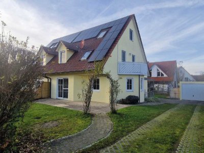 Sonnige und gepflegte DHH in ruhiger Lage!