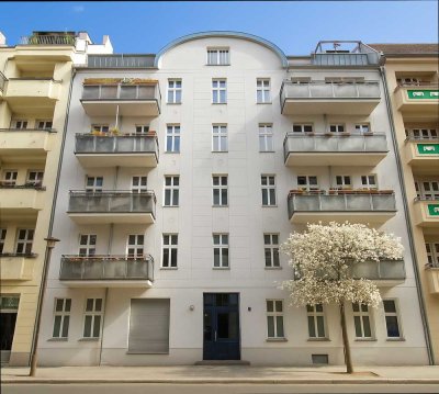 Leben und Wohlfühlen in Bestlage – Helle, modernisierte 3-Zimmer-Wohnung mit Balkon nahe Arnimplatz