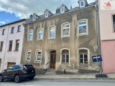 Sanierungsbedürftiges Reihenhaus/Einfamilienhaus mit viel Platz - Annaberg OT Buchholz!!