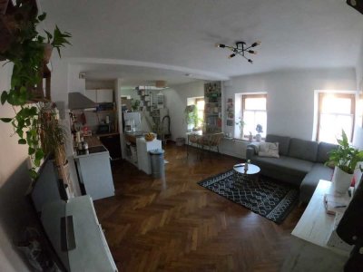 Gepflegte 3-Raum-Maisonette-Wohnung mit Einbauküche in Weissach-Flacht