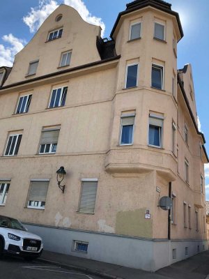Geräumige 4 Zimmer Wohnung, Balkon in Augsburg zentrale Lage