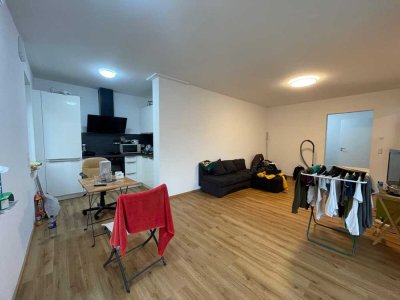 Helle, moderne 2-Zimmer-Wohnung in zentraler Lage von Landshut/West