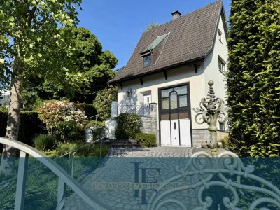 FRIEDERICH: Südviertel - Freistehendes Einfamilienhaus in unmittelbarer Nähe zum Aachener Wald