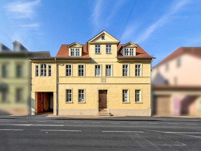 Denkmalschutz: Eigenbedarf oder Kapitalanlage - großzügige 1-Zimmer-Wohnung im Zentrum von Weimar