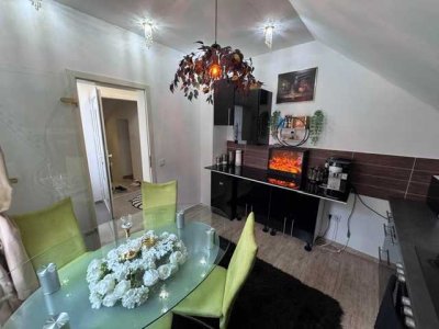 Voll möblierte Dachgeschosswohnung in gefragter Lage von Bochum