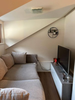 Gemütliche 2-Zimmer Dachgeschosswohnung mit Garage