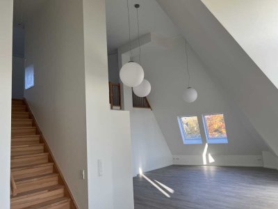 Sonnige und großzügige Maisonette-Wohnung in Kiel-Düsternbrook
