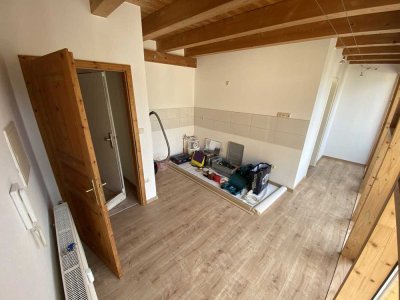 Zentral gelegene 4-Zimmer-Wohnung in Mainburg – frisch renoviert mit Balkon