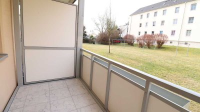3-Zimmer, Balkon, Dusche im Bad