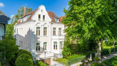 Ein Garten nur für Sie -                                         Stilvolle Altbauwohnung im Stadt...