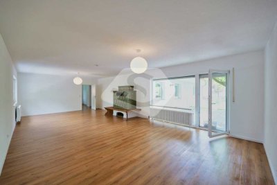 5-Zimmer-Hauptwohnung mit Grünanlage & zwei Mietobjekte