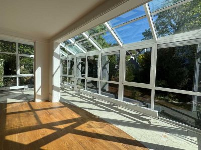 ** LOFTARTIGES WOHNEN **MIT  ZAUBERHAFTEM GARTEN, WOHNKÜCHE, DOPPELGARAGE UVM.