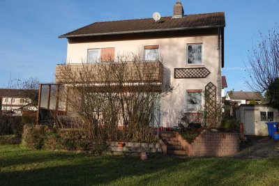 Einfamilienhaus mit Terrasse, Garten & Garage für die junge Familie in Eschwege / Niederhone