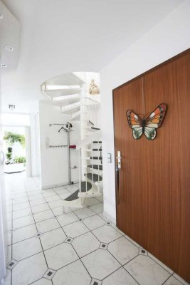 Gepflegte 4,5-Zimmer-Maisonette-Wohnung mit Balkon in Esslingen am Neckar