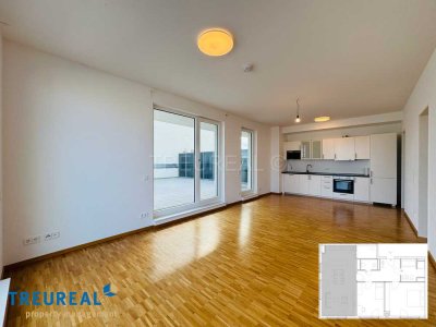 Familienglück mit zwei Sonnenterrassen und offener Wohnküche.