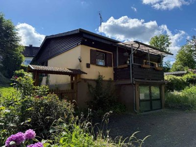 Gepflegtes und charmantes Einfamilienhaus in guter und schöner Lage von Marienheide-Kotthausen