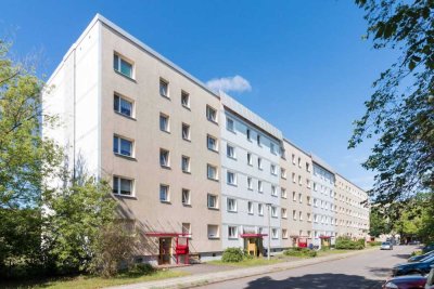 2-Raum-Wohnung mit Wanne und Dusche sowie Aufzug