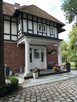 prestigeträchtiges "Landhaus" mit Geschichte * ca. 263m² Wohn-/Nutzfläche *