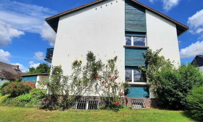 Zweifamilienhaus mit idealer Raumaufteilung und Garten