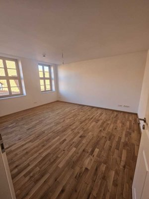 *Erstbezug* barrierearme 2 Raumwohnung im Herzen der historischen Altstadt