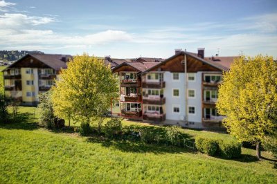 Kapitalanlage: Vermietete Wohnung mit solider Rendite.4-Zimmer-Wohnung / Balkon / Keller / Garage / Stellplatz