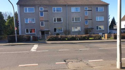 Freundliche 3-Zimmer-Wohnung in Paffratherstr, Bergisch Gladbach