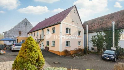 Charmantes Mehrfamilienhaus mit zwei Wohneinheiten in ruhiger Lage von Hagenbüchach