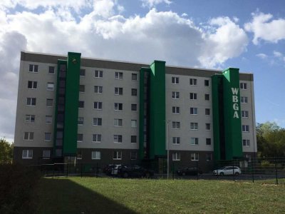 Ebenerdig erreichbar. 4-Raum-Wohnung mit Balkon.